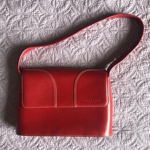 Kenneth Cole Leather Hand Bag